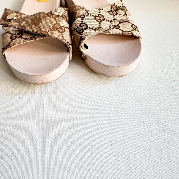 Gucci Canvas Monogram Wood Sole Clog Sandals 37 - Picture 15 of 16